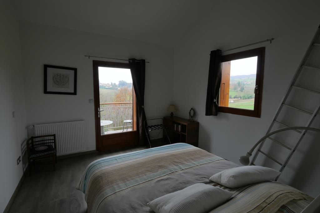 Maison D'Hotes Des 2 Chenes Bessenay Esterno foto
