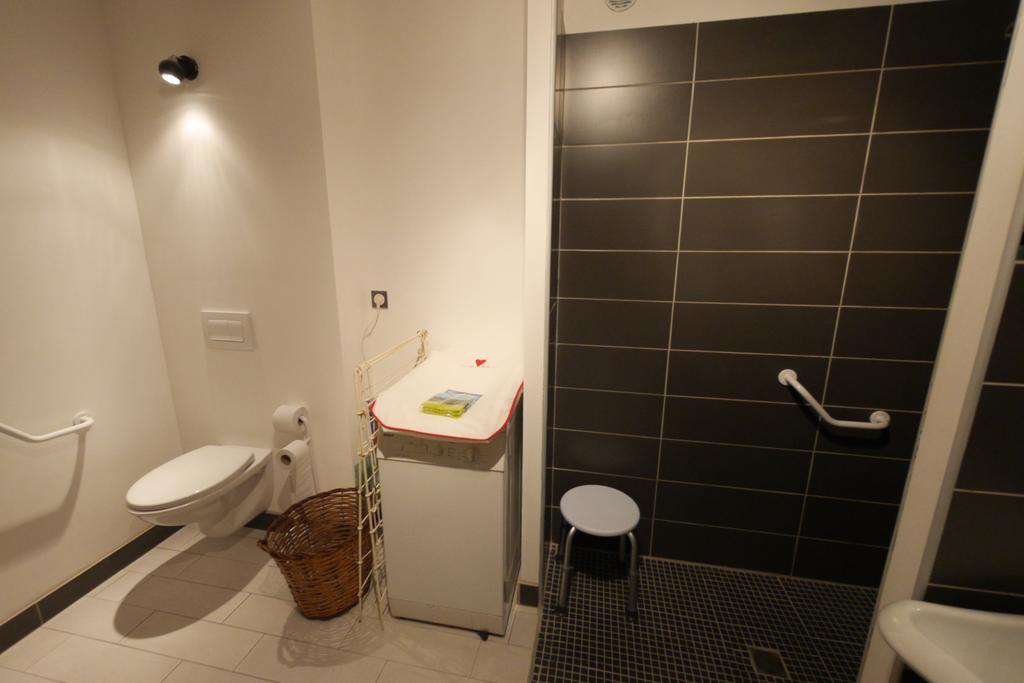 Maison D'Hotes Des 2 Chenes Bessenay Esterno foto